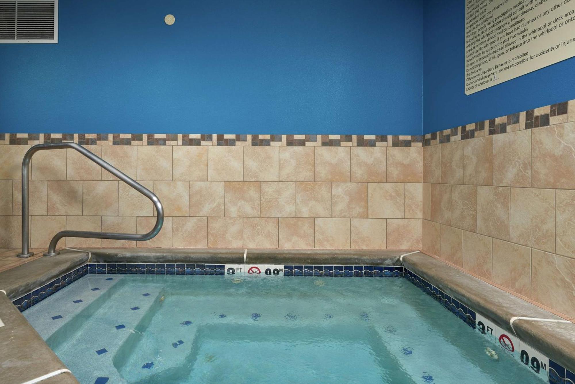 Hampton Inn Хелена Экстерьер фото