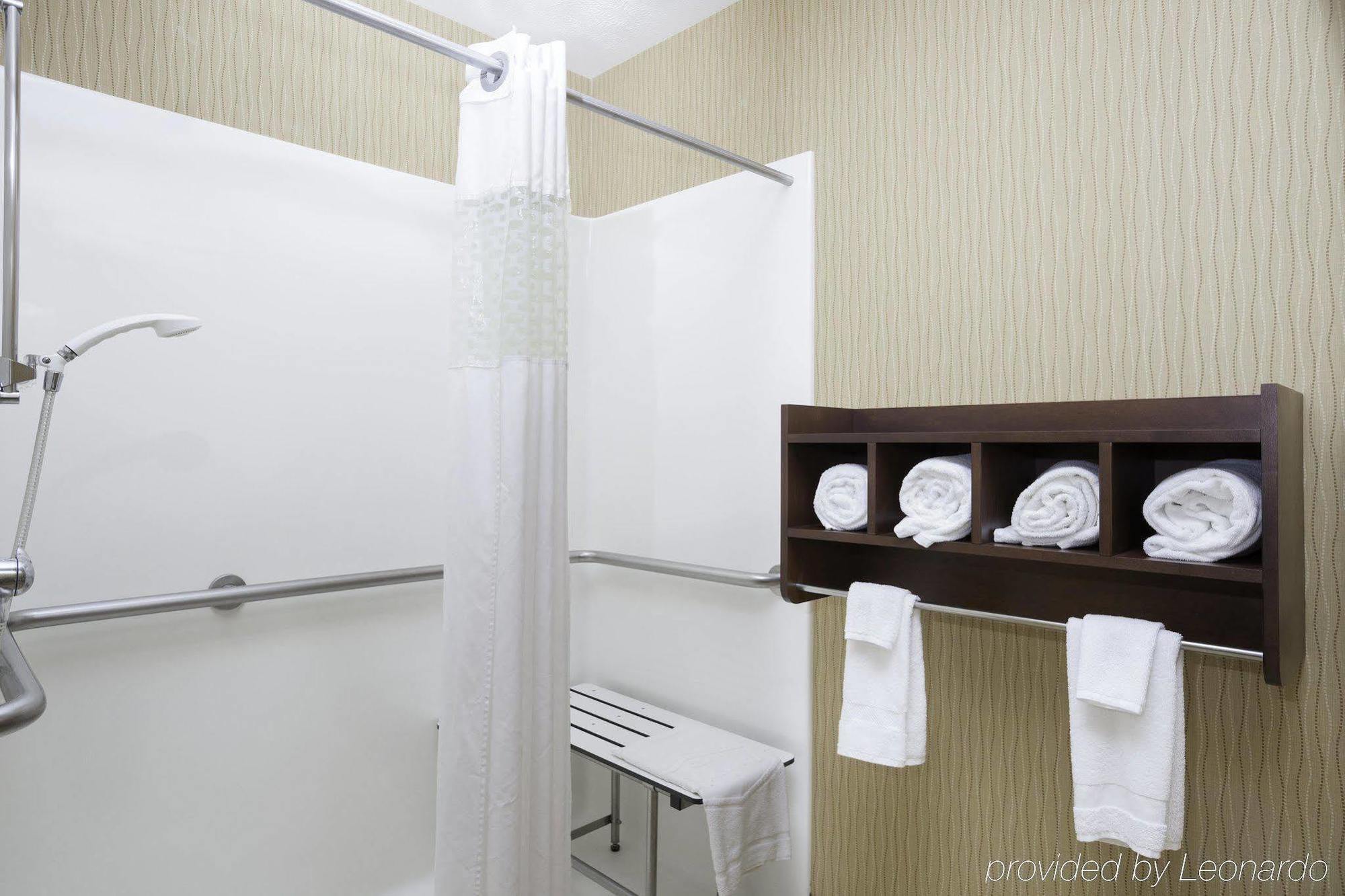 Hampton Inn Хелена Экстерьер фото